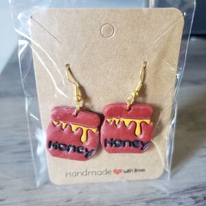 Honey pot dangle earrings